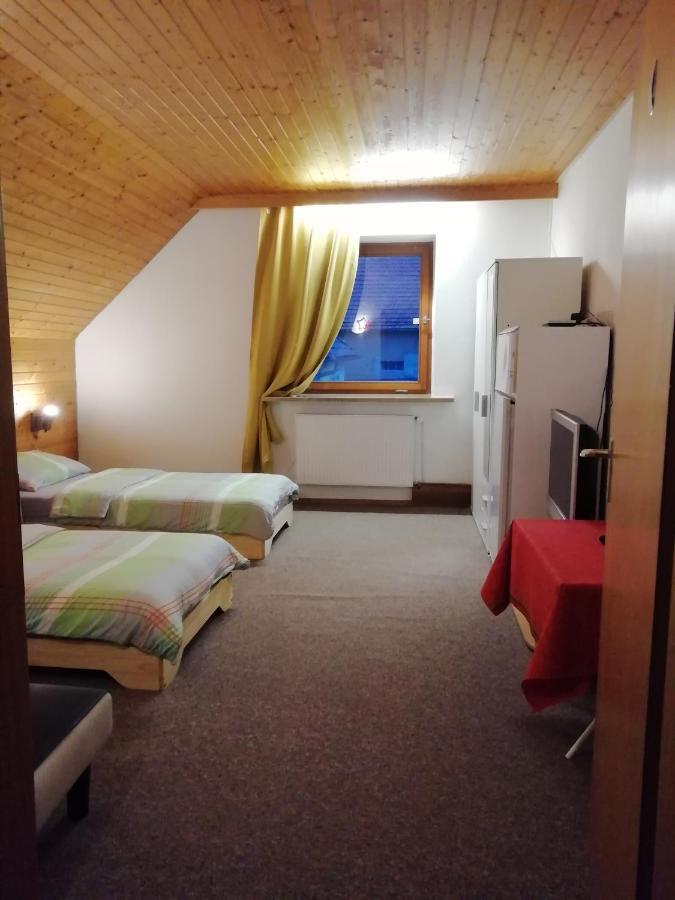 Pension Dingolshausen エクステリア 写真