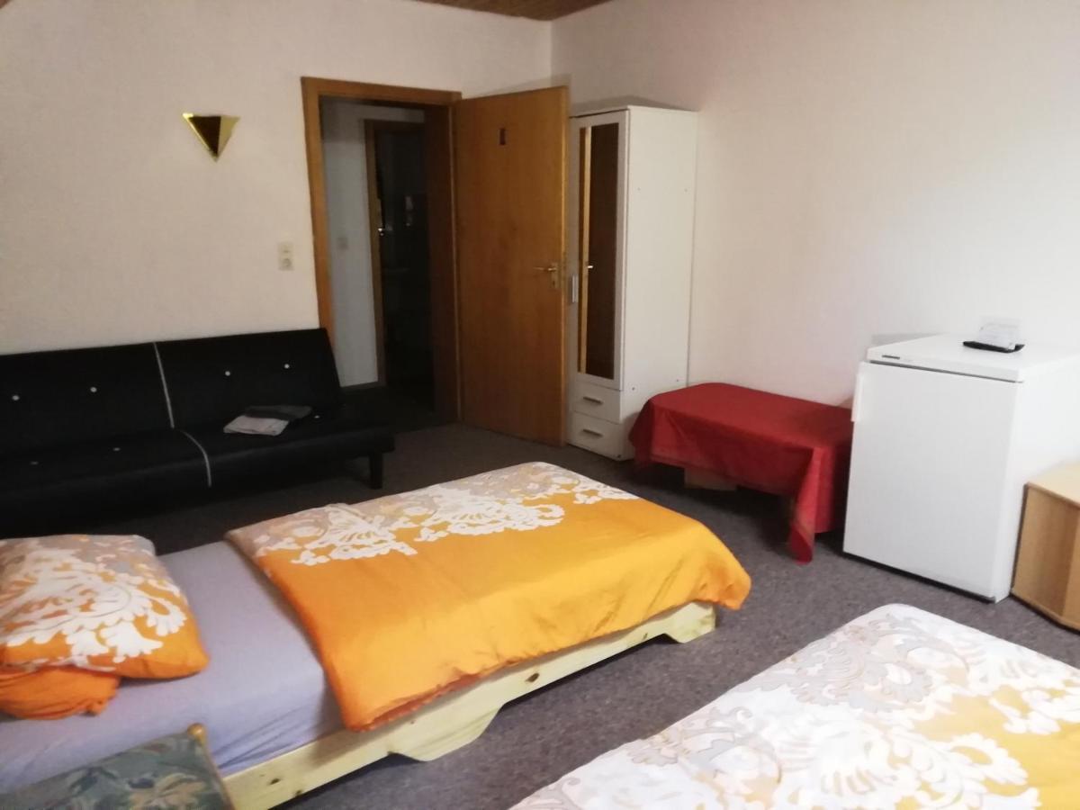 Pension Dingolshausen エクステリア 写真